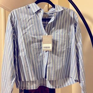 Everlane Way-Short (cropped) shirt in mariner blue